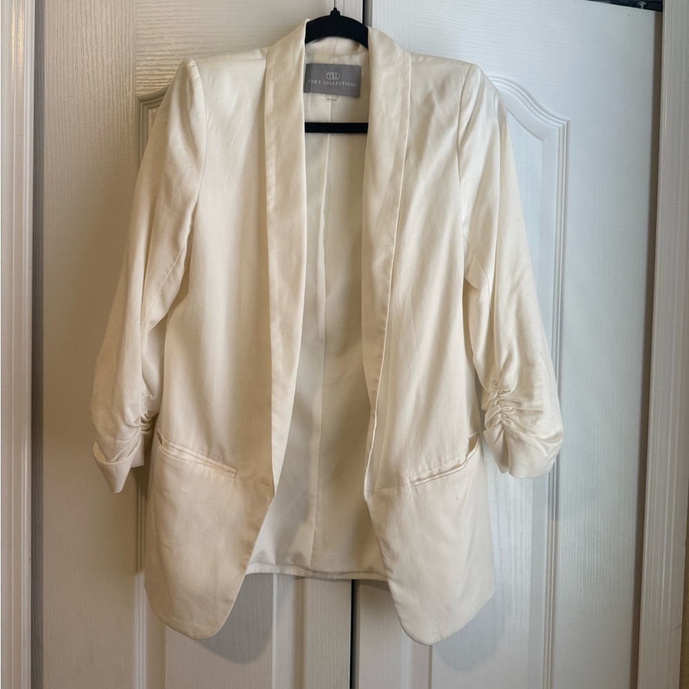 Tart Collections Cream Blazer